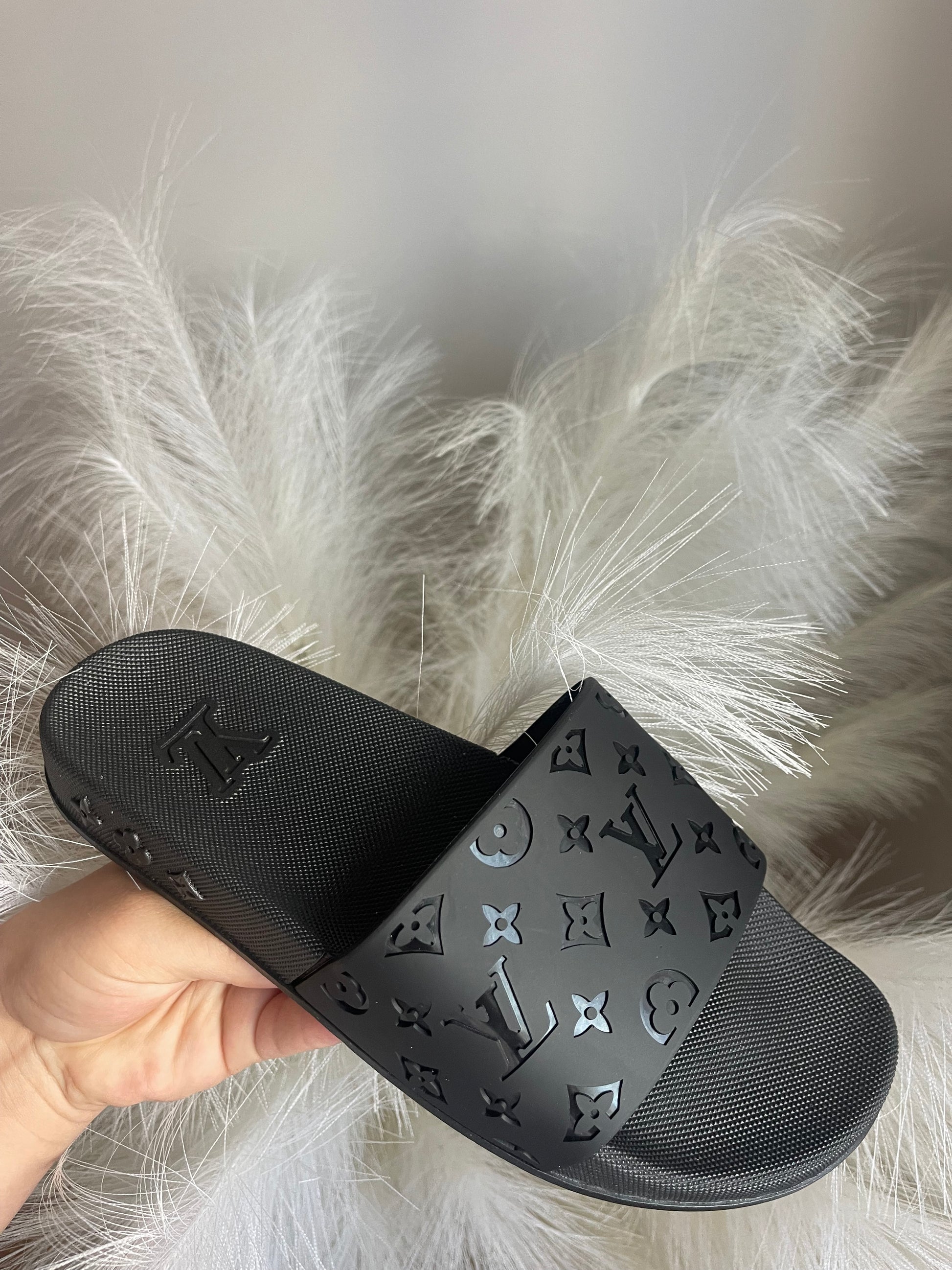 PREORDER - Slippers