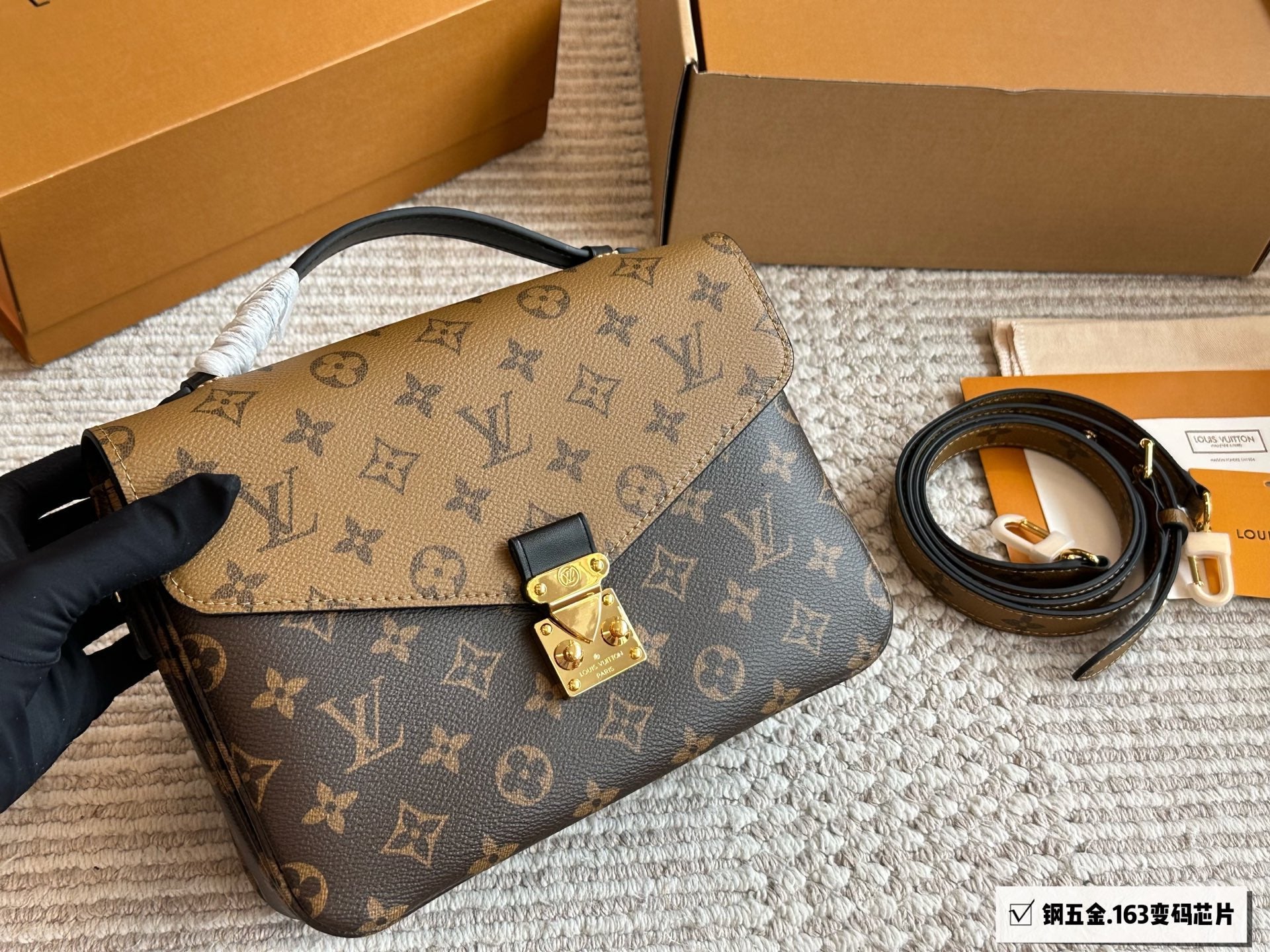 Danielle Crossbody - PREORDER